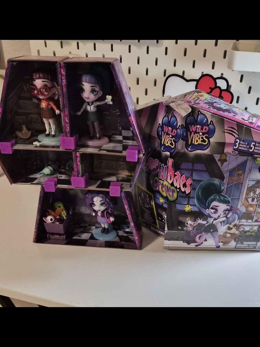 Wild Vibes Mini Doll Playset - Zombaes Forever